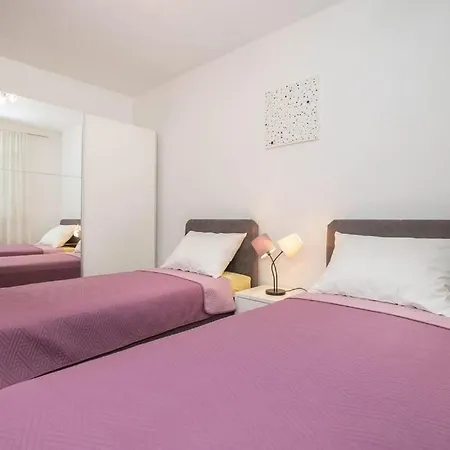 Apartman With Wifi Bol, Brac - 21411